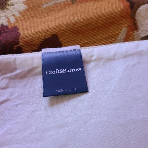 Croft & Barrow Pumpkins in a row Table Runner Harvest Season 5 ft x 1 Width - Picture 9 of 14